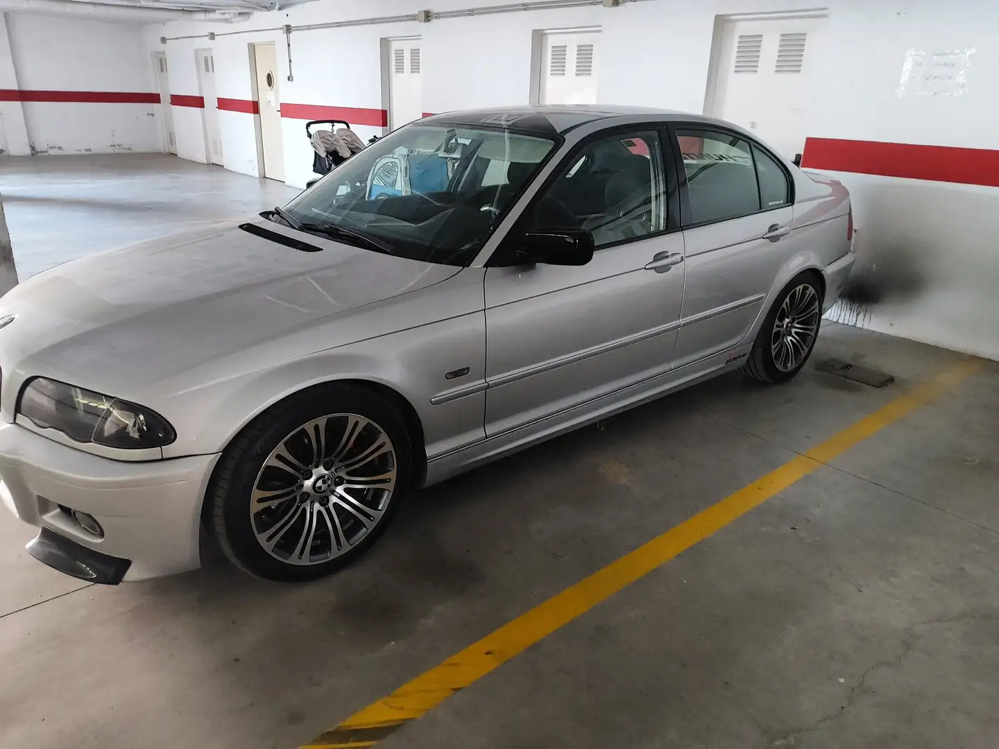 BMW 316 316i Argent - 1