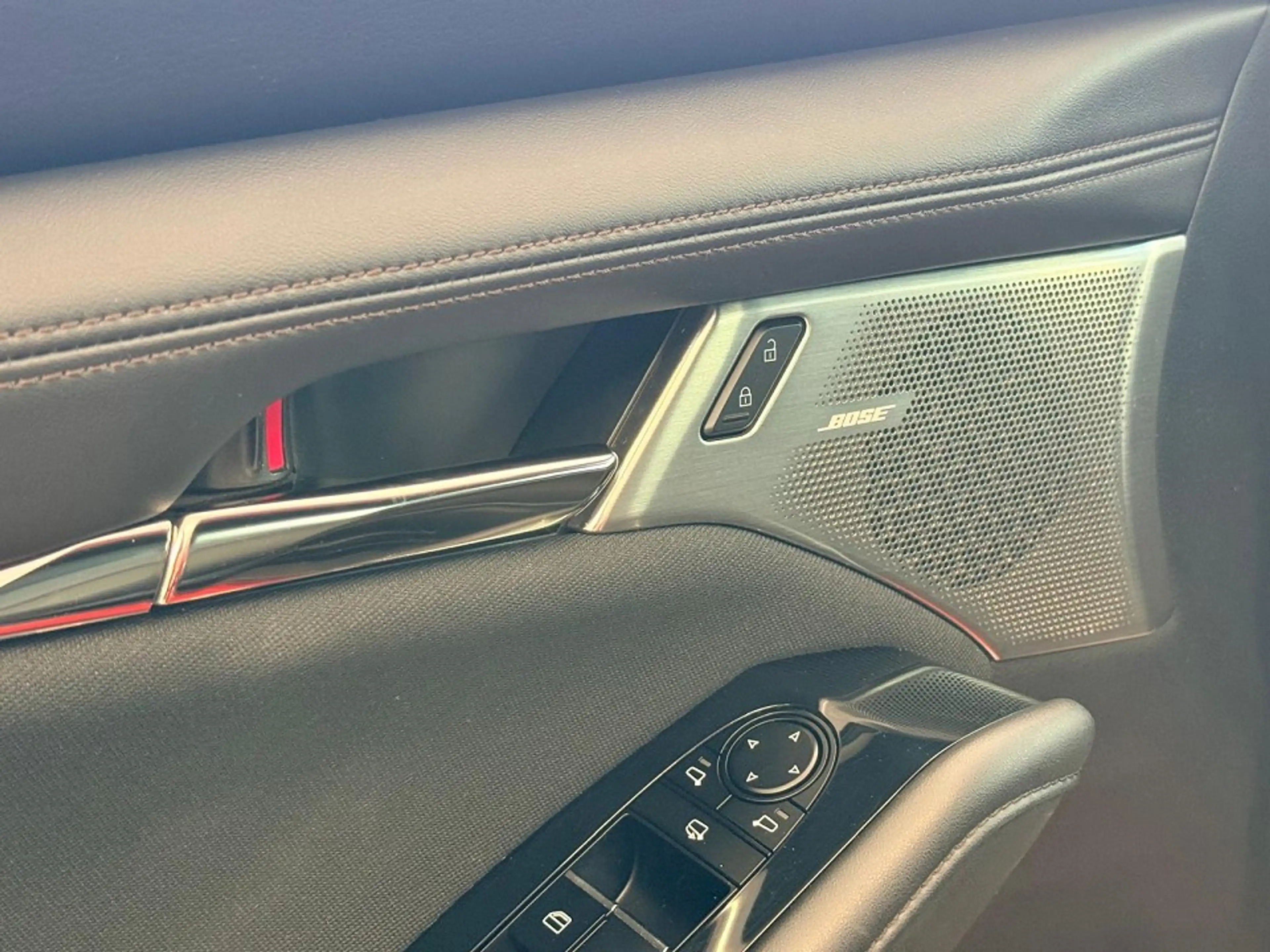 Mazda 3 Selection 122 PS *Bose*Disgn*Activsense* — photo 8
