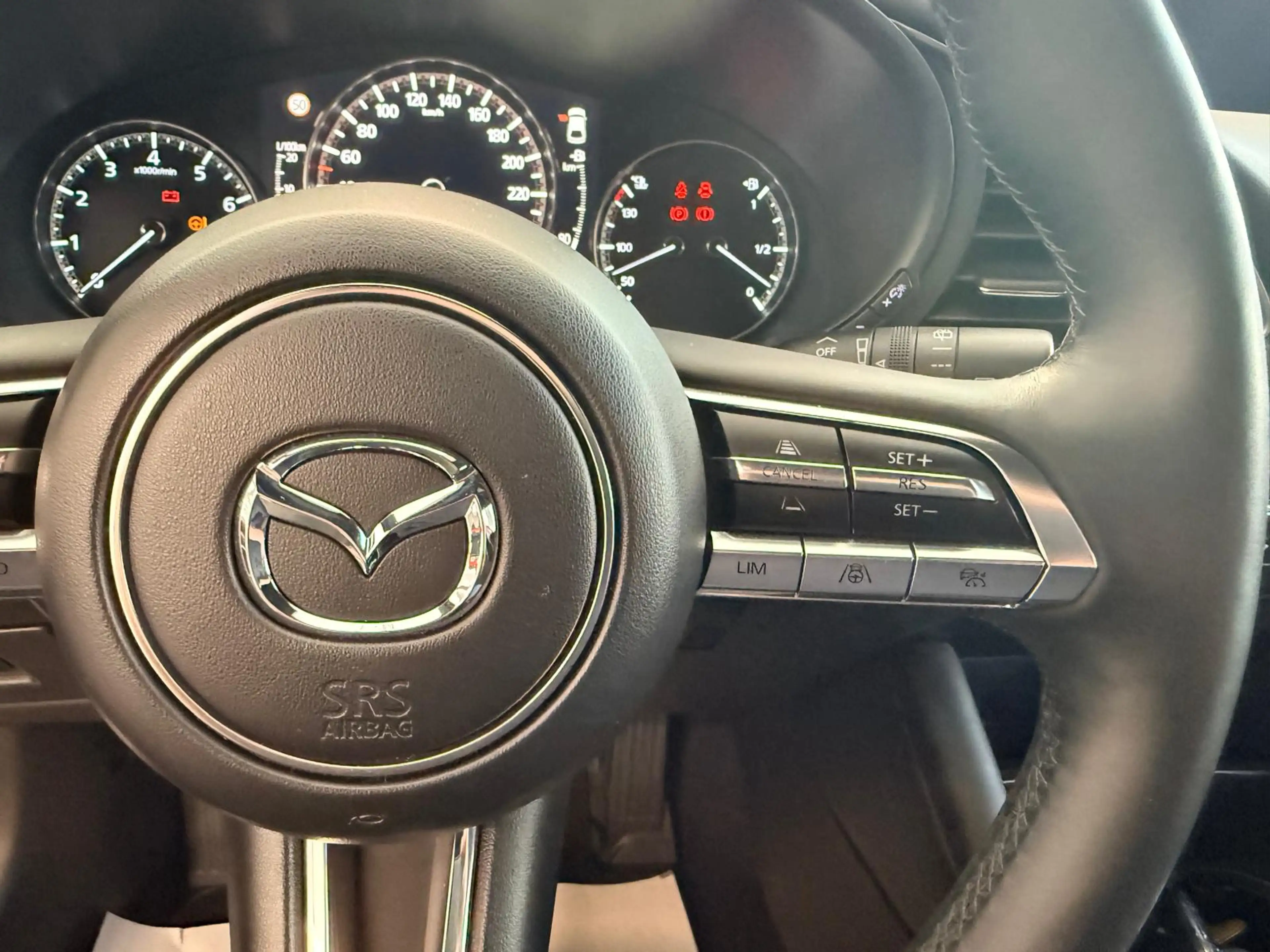 Mazda 3 Selection 122 PS *Bose*Disgn*Activsense* — photo 13
