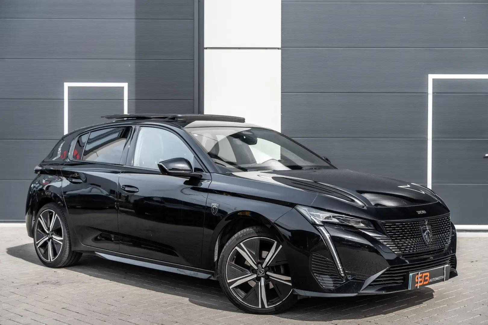 Peugeot 308 1.2 PureTech GT Sfeer|Adapt Cruise|Pano|Vol! Zwart - 1