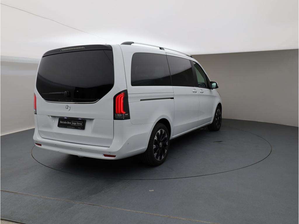 Mercedes-Benz V 250