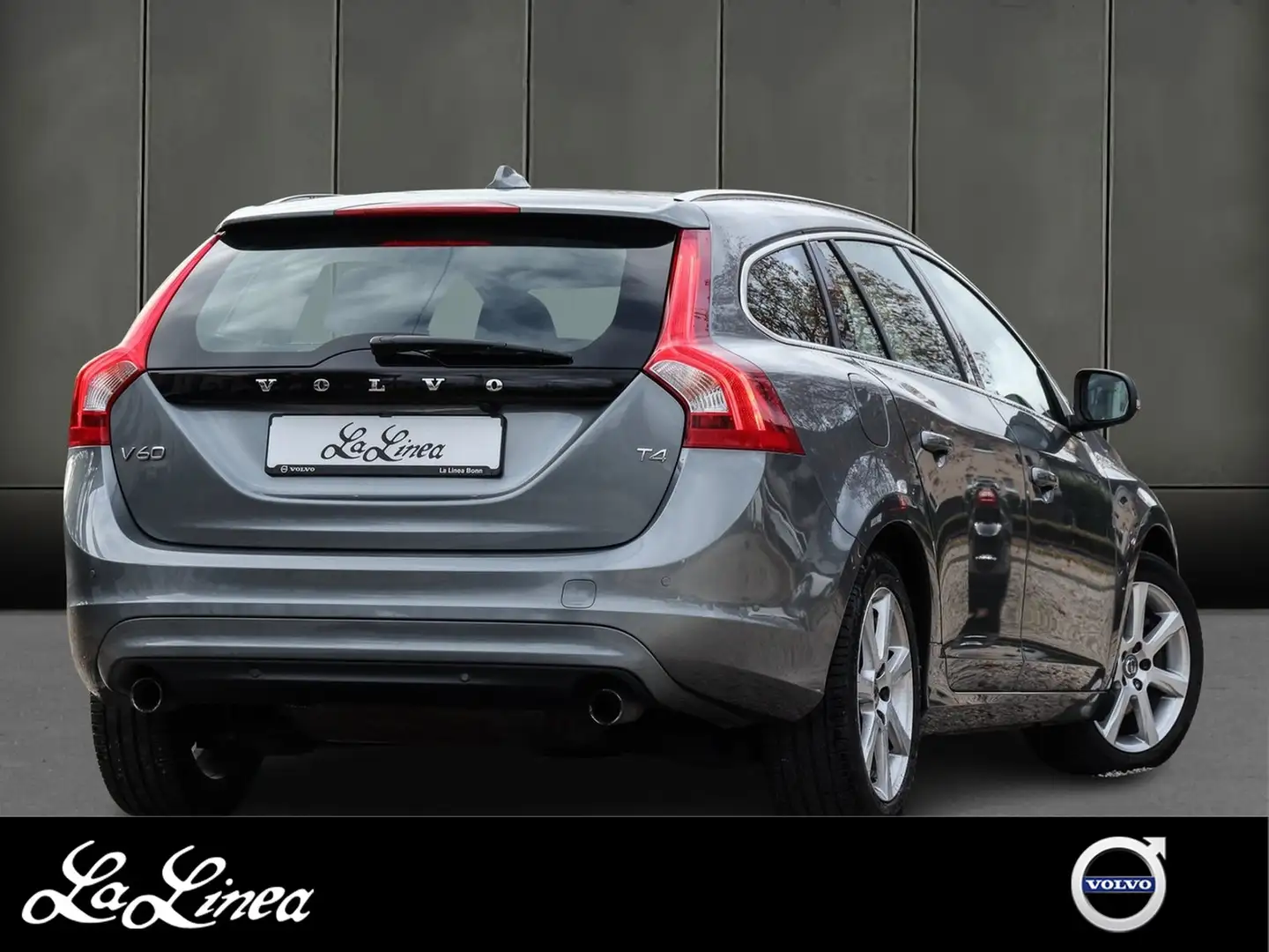 Volvo V60 T4 Summum Automatik Navi*PDC*LED Szary - 2
