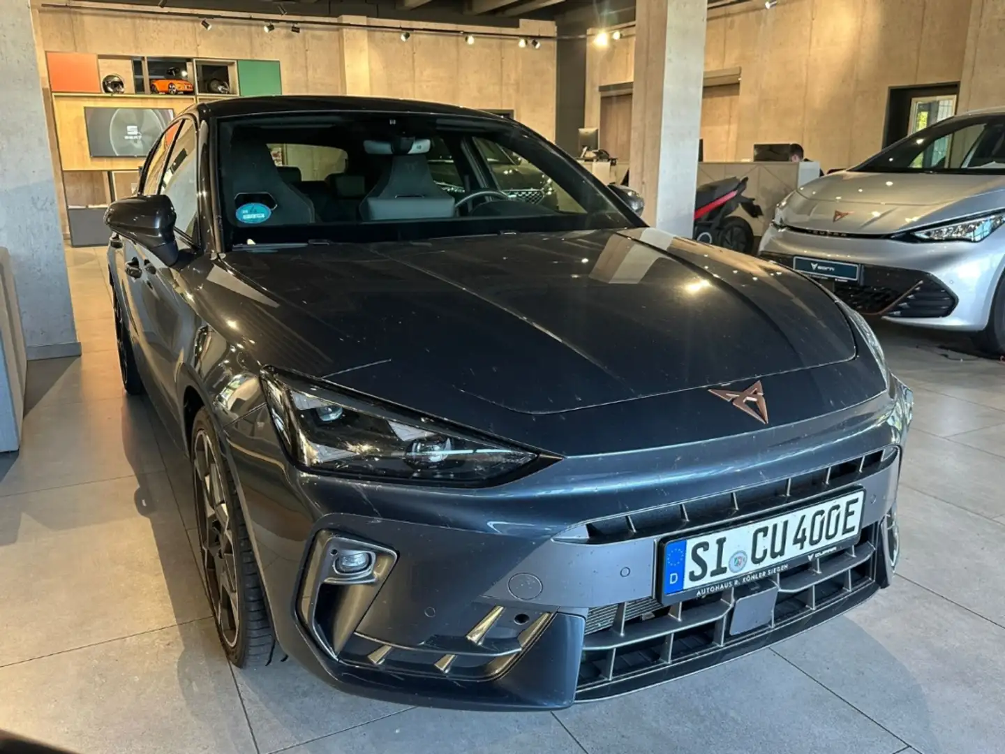 CUPRA Leon CUPRA VZ 1,5 E-HYBRID AD Navi Memory LED Grau - 2