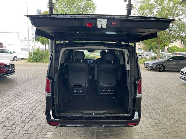 Mercedes-Benz V 250