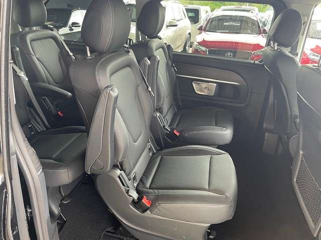 Mercedes-Benz V 250