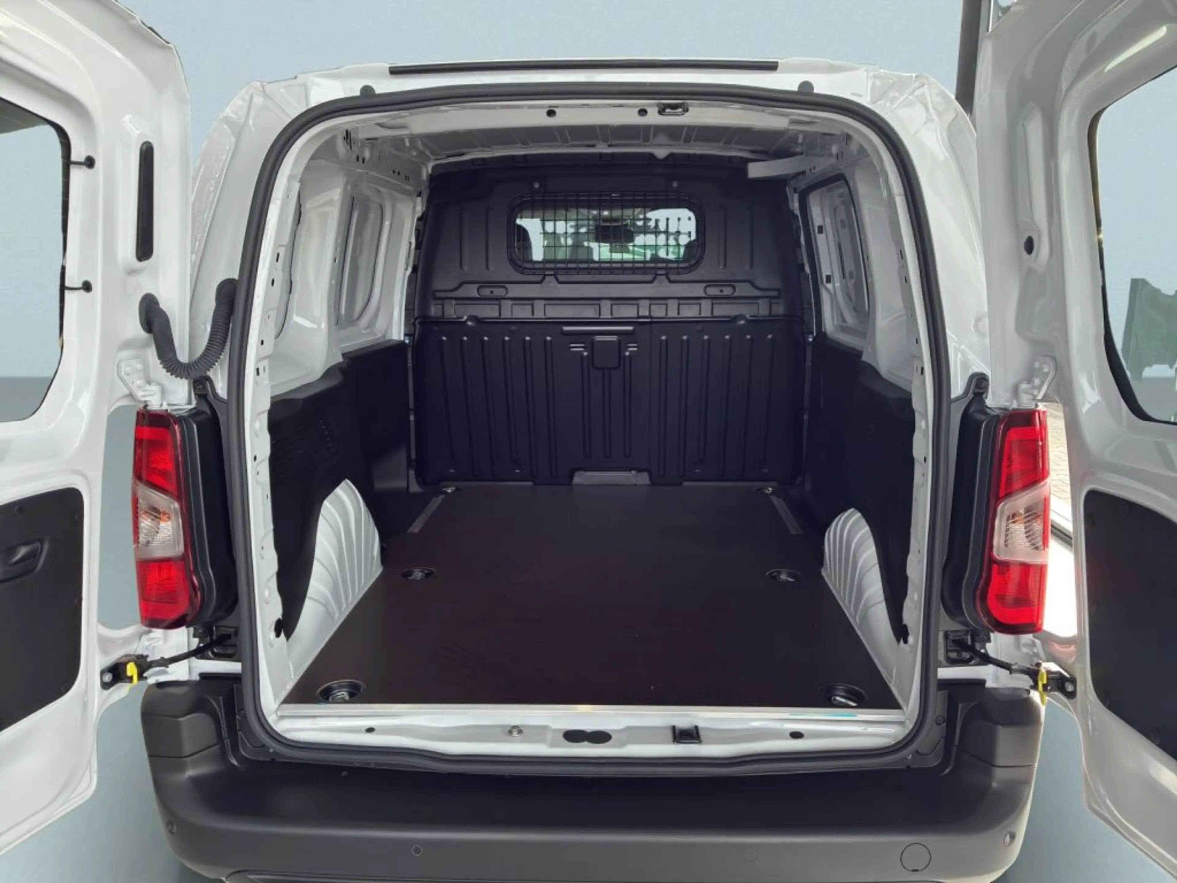 Peugeot Partner Kastenwagen BlueHDi 100 L1 — photo 10