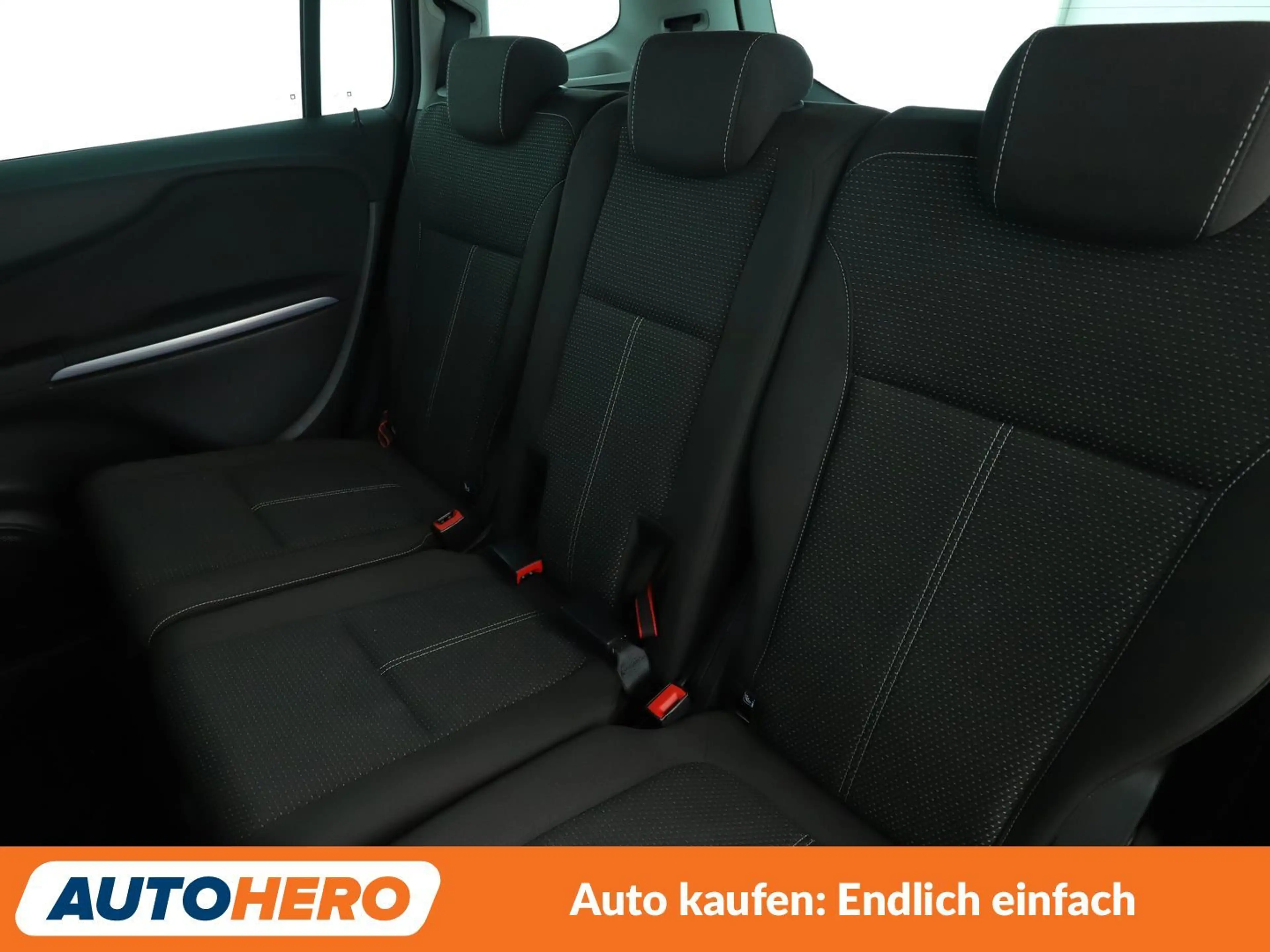Opel Zafira Tourer 1.6 SIDI Turbo Innovation Start/Stop*7-SITZER* — photo 14