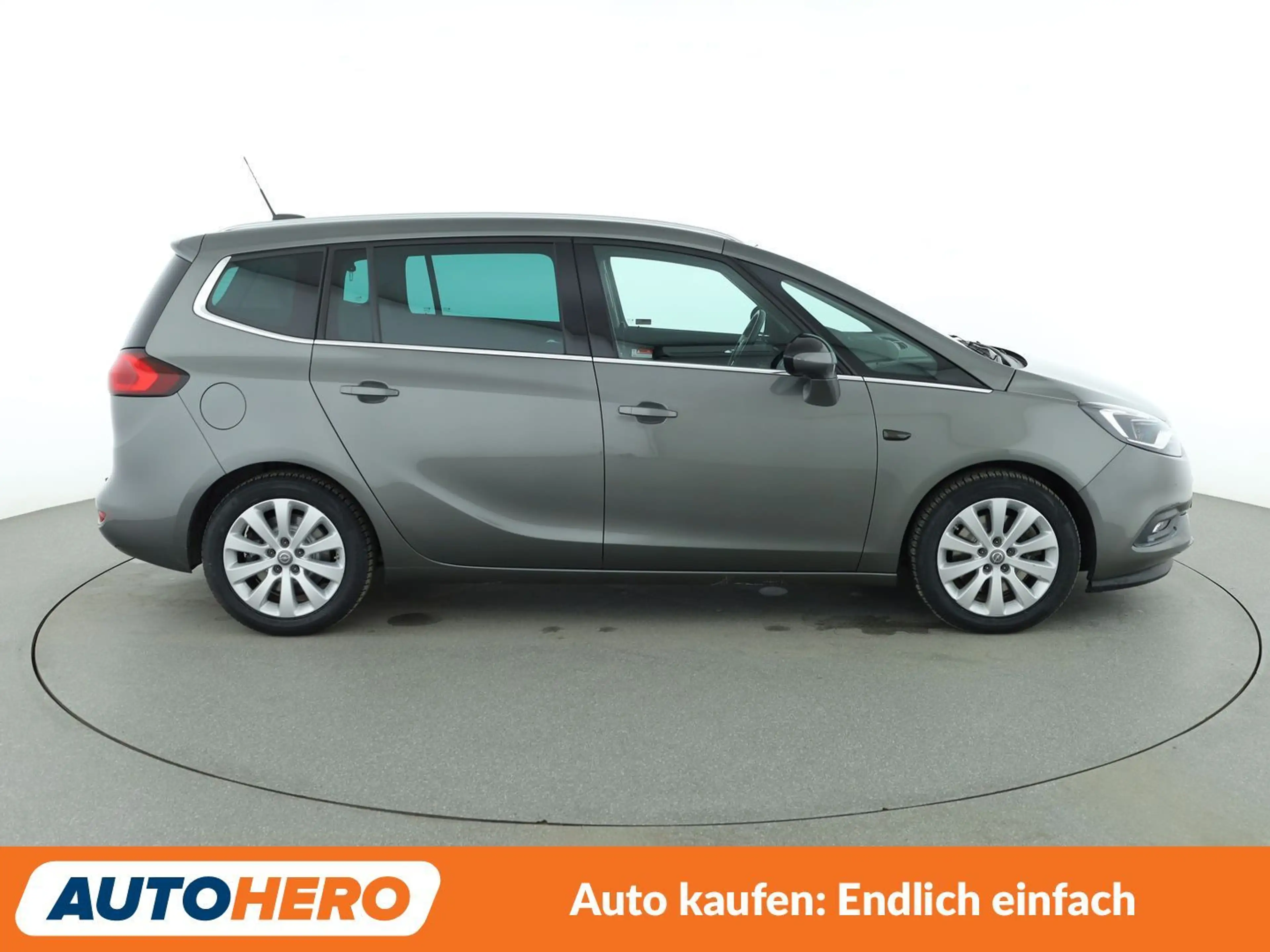 Opel Zafira Tourer 1.6 SIDI Turbo Innovation Start/Stop*7-SITZER* — photo 7
