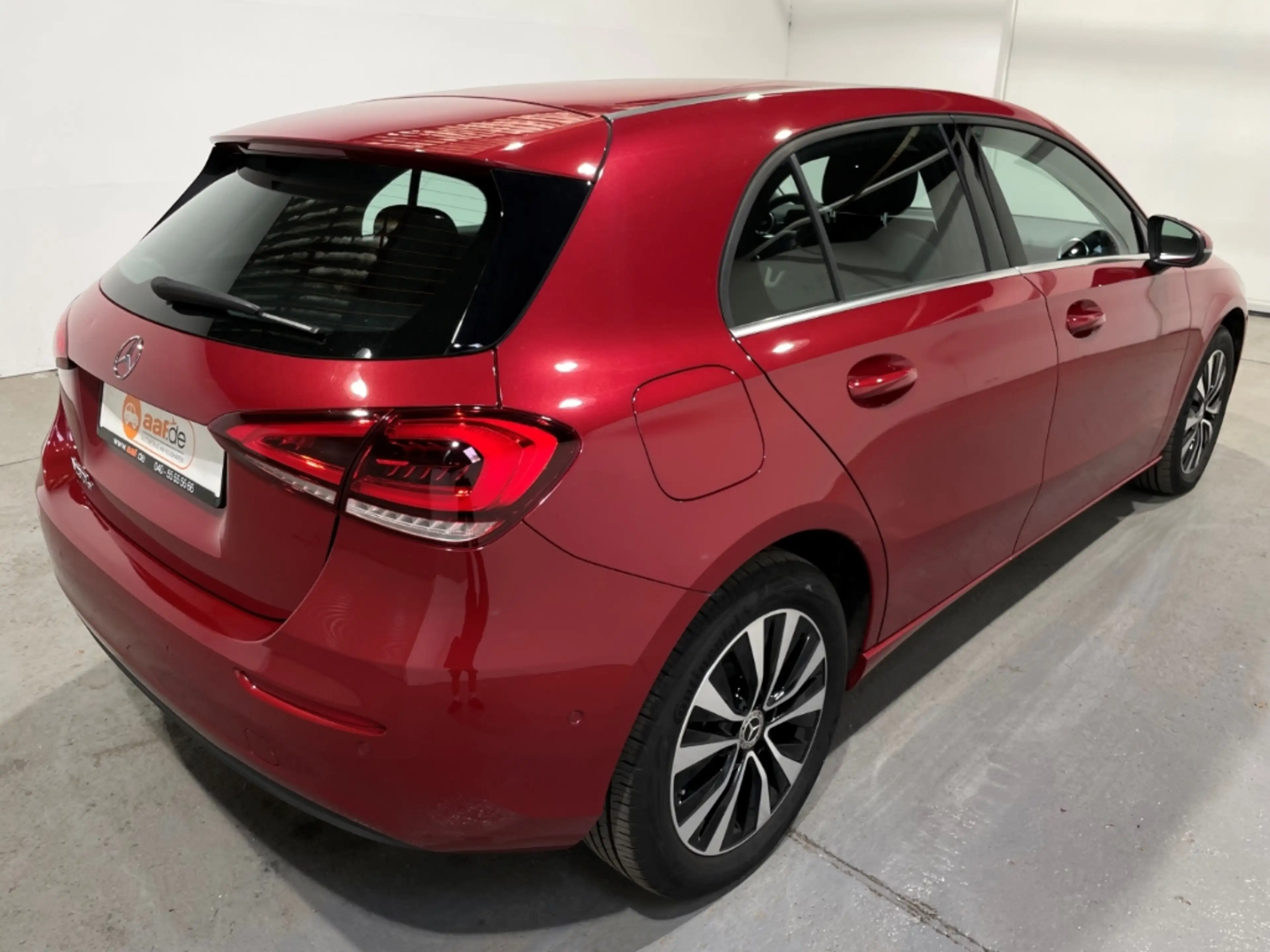 Mercedes-Benz A 250 e Automatik EU6d Leder Klima Navi LED ACC — photo 3