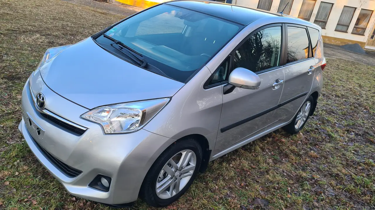 Toyota Verso-S