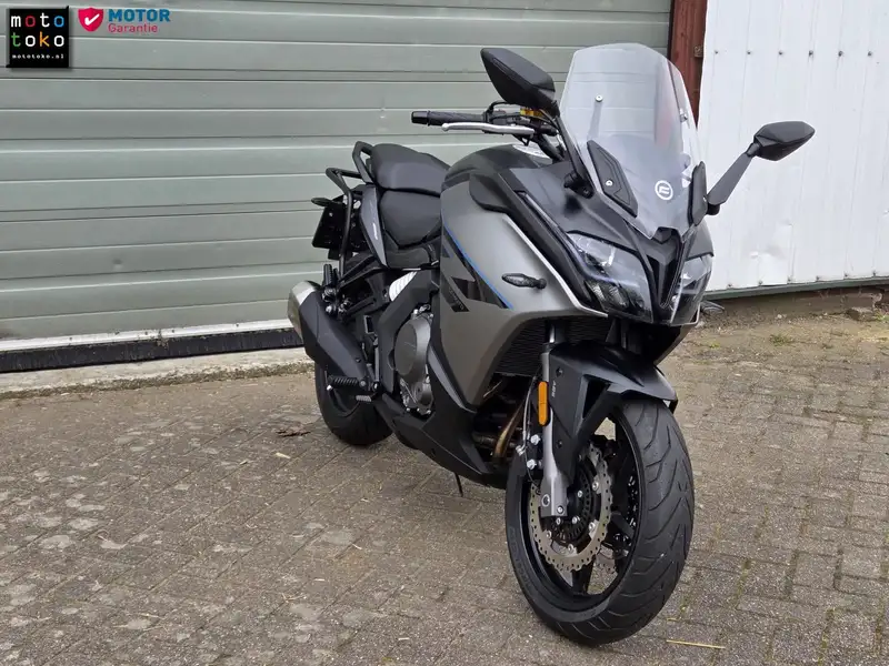 CFMOTO 650GT - foto 7