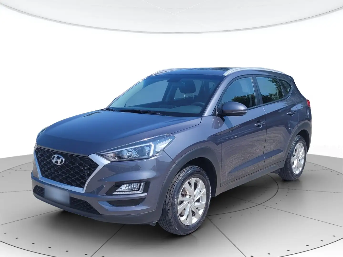 Hyundai TUCSON 1.6 crdi Xtech Comfort Pack 2wd 115cv Grijs - 1