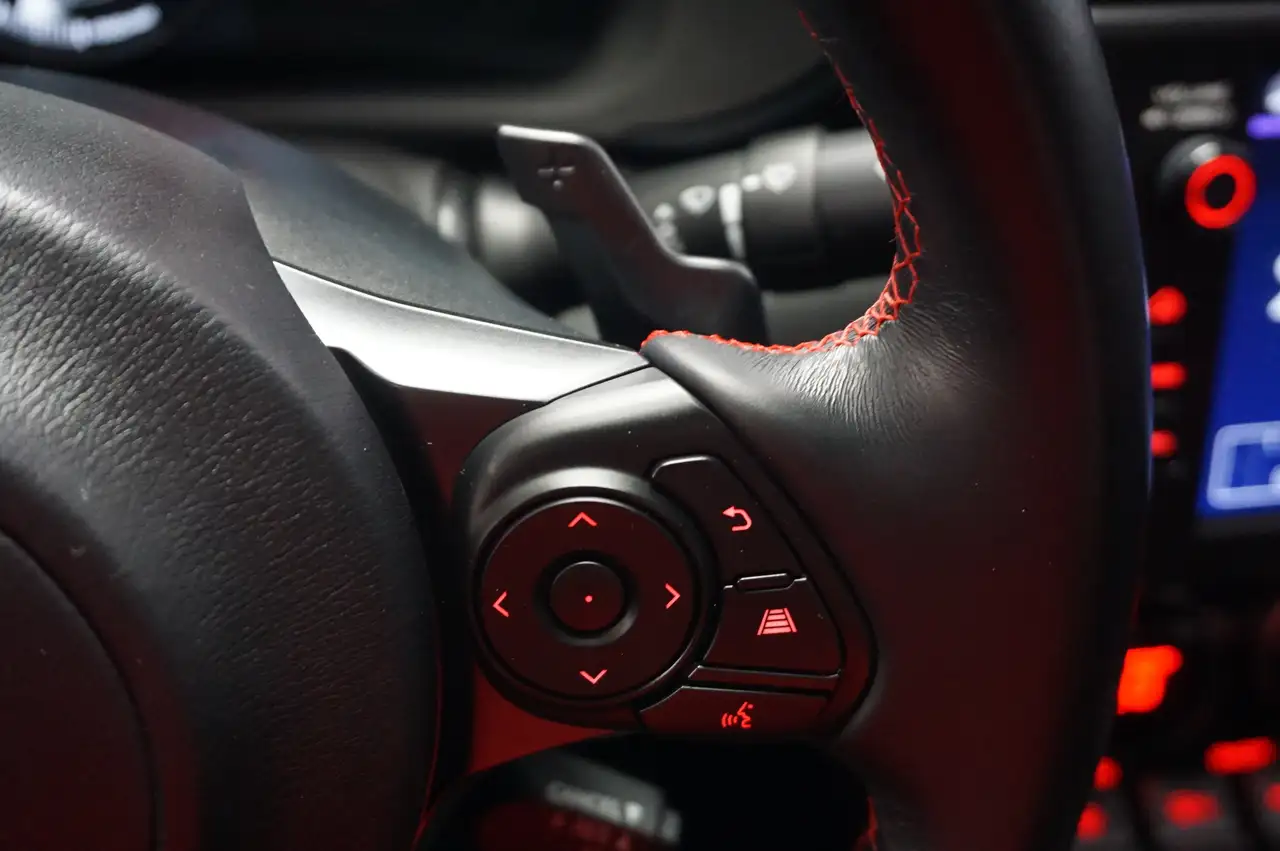 Subaru BRZ снимка Subaru BRZ