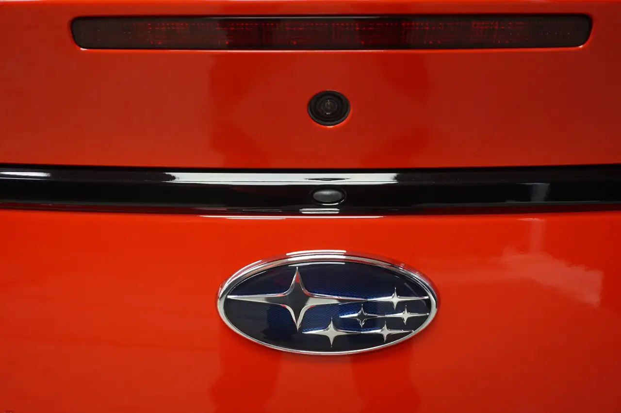 Subaru BRZ снимка Subaru BRZ