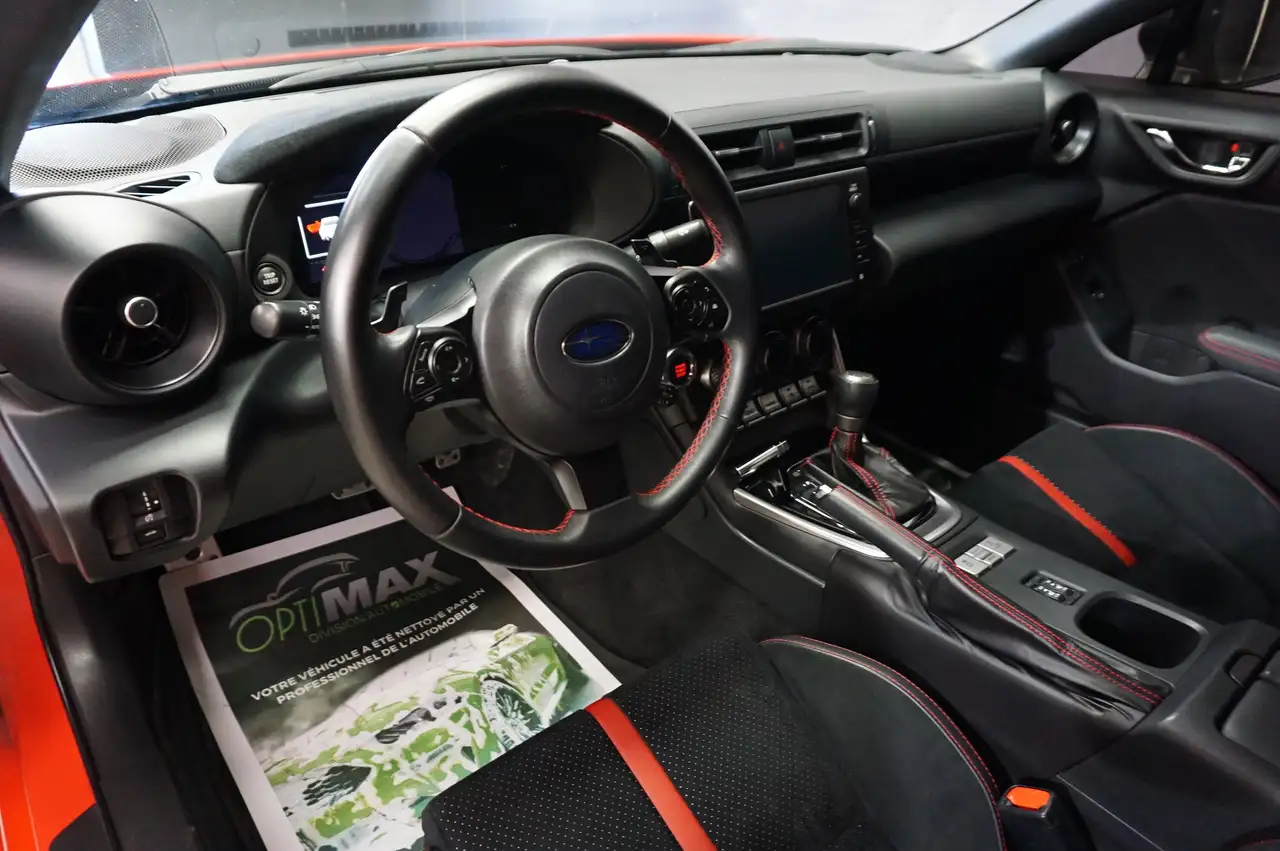 Subaru BRZ снимка Subaru BRZ