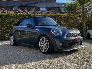 Mini Cabriolet 1.6 Cooper S John Cooper Works (look JCW)