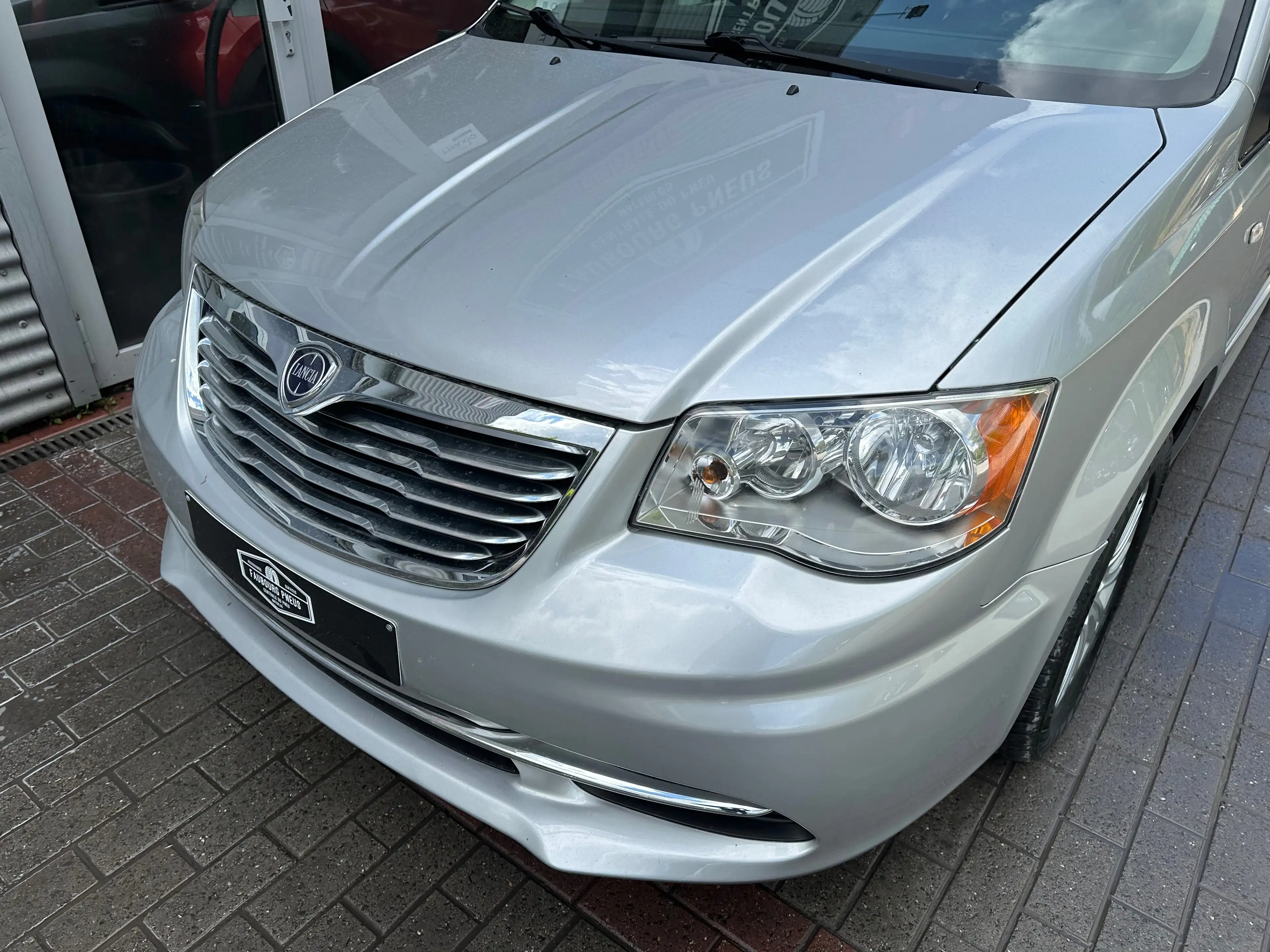 Lancia Voyager *TVA-21%-VAT*1-PROPRIETAIRE/1-OWNER*FULL-OPTION* — photo 9
