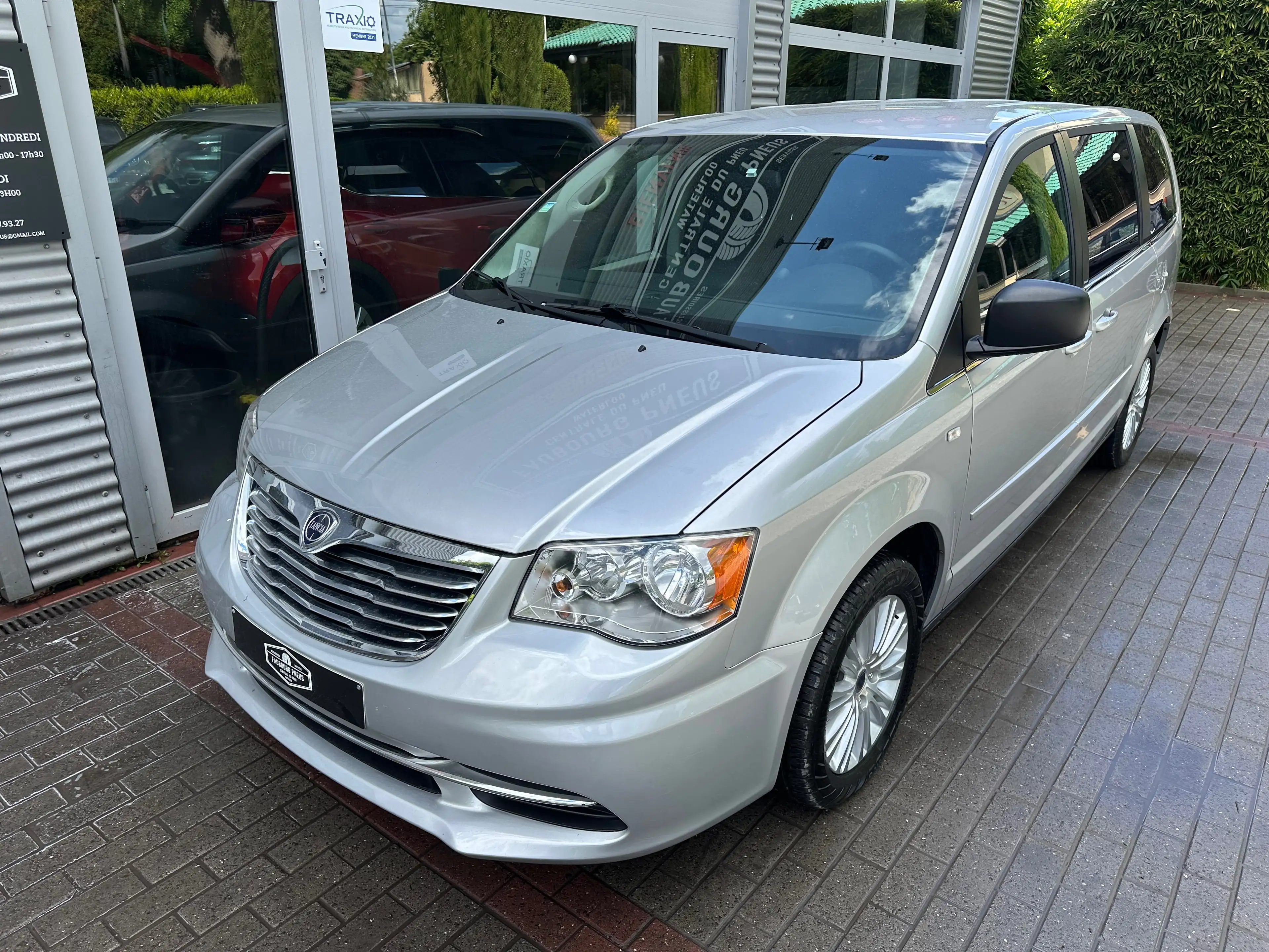 Lancia Voyager *TVA-21%-VAT*1-PROPRIETAIRE/1-OWNER*FULL-OPTION* — photo 8