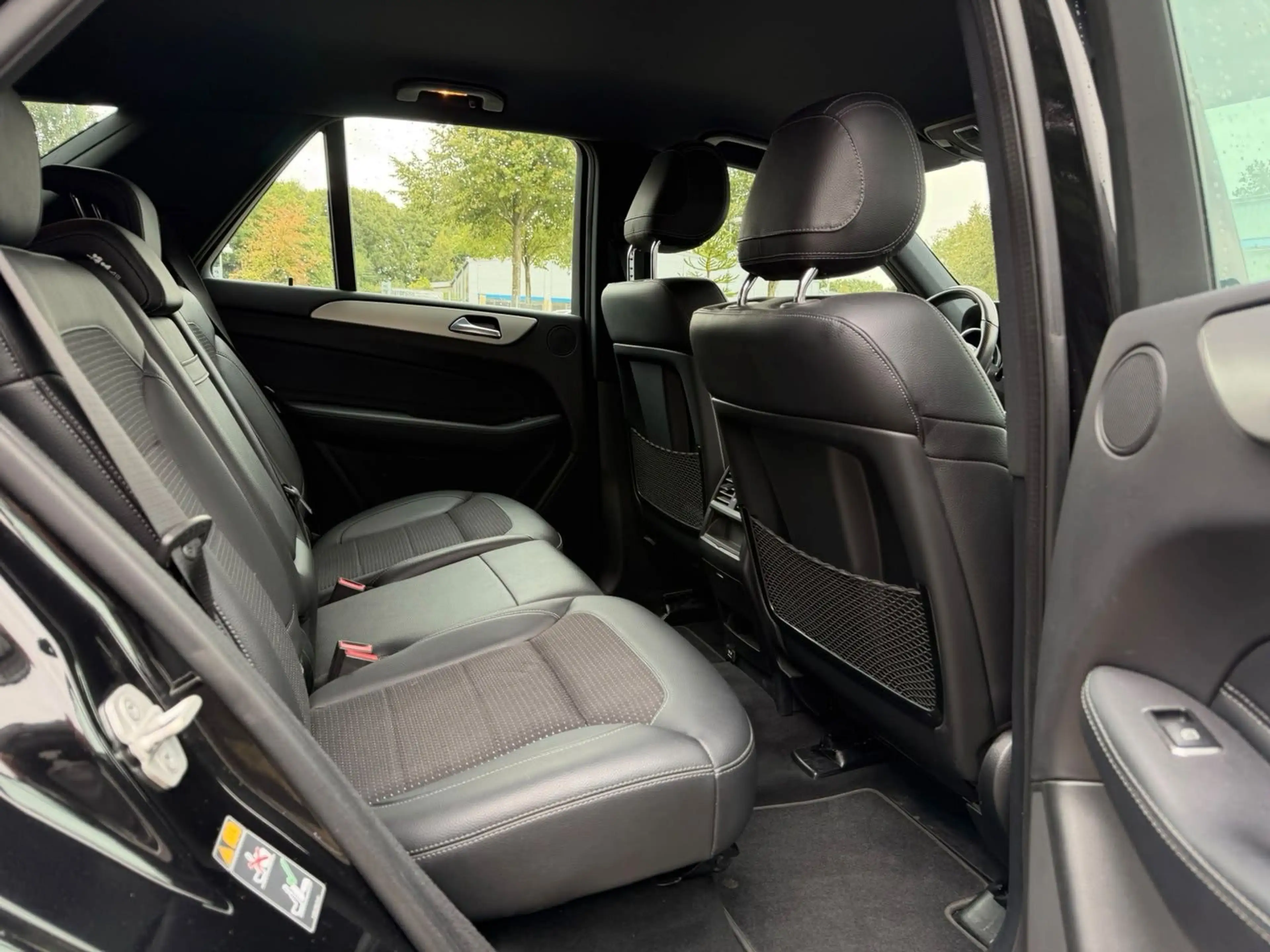 Mercedes-Benz GLE 350 d 4Matic T-LEDER°SZHG°AHK°LED°TEMPOM°MFLR — photo 12