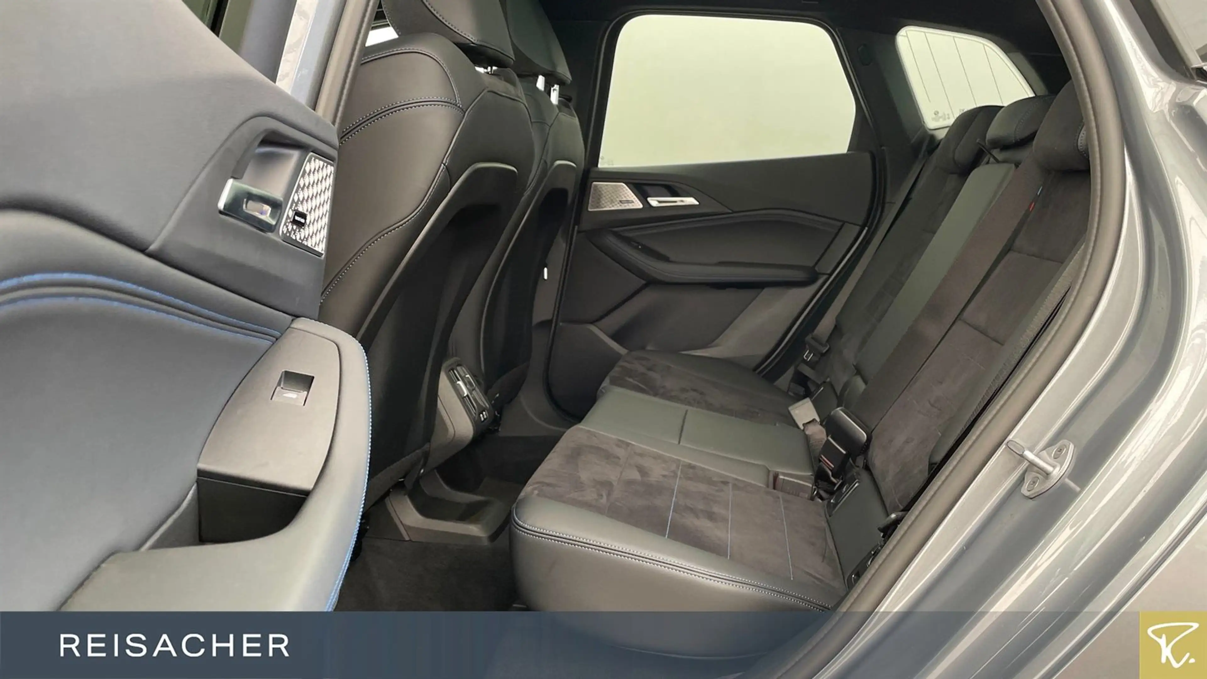 BMW 220 220i A Active Tourer M-Sport,Pano,AHK,DA+,PAProf — photo 8