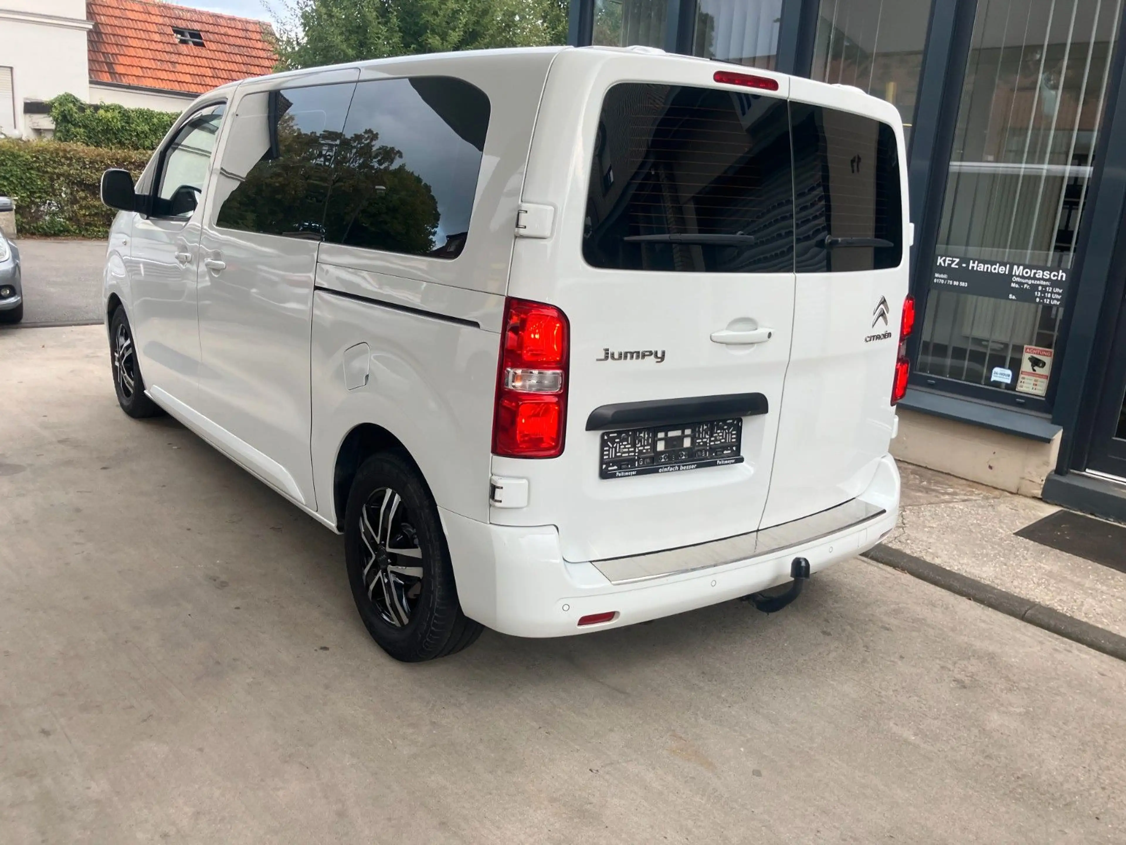 Citroen Jumpy 2,0 Automatik 8-Sitzer Kamera — photo 4