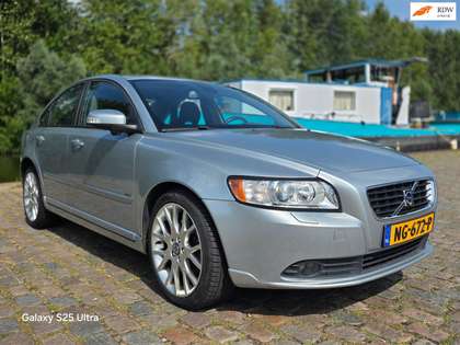 Volvo S40 2.0D Momentum Airco cruis control cv op afs elektr