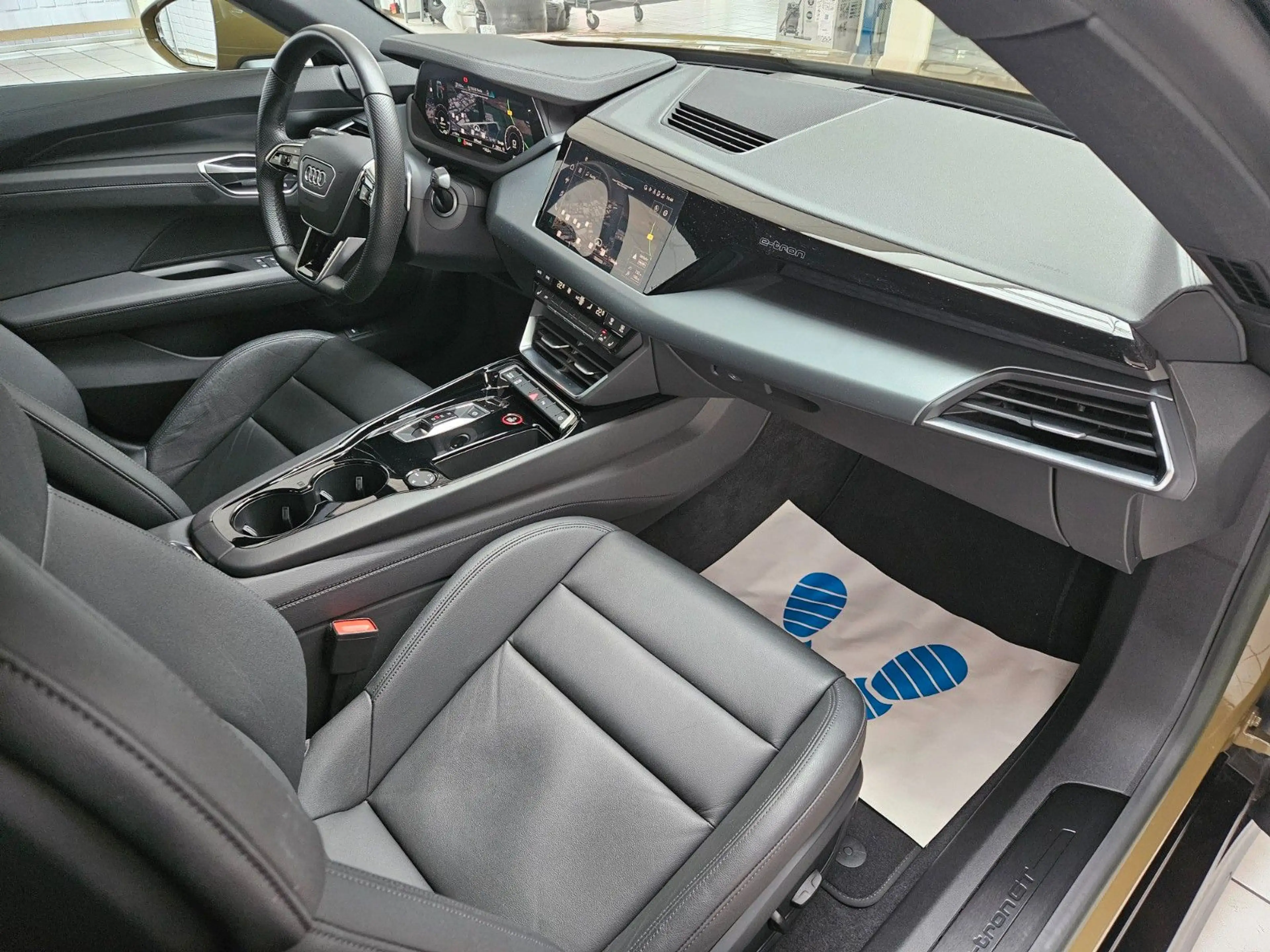 Audi e-tron GT E-Tron GT Quattro NAV/Panorama/Matrix/ Garantie — photo 11