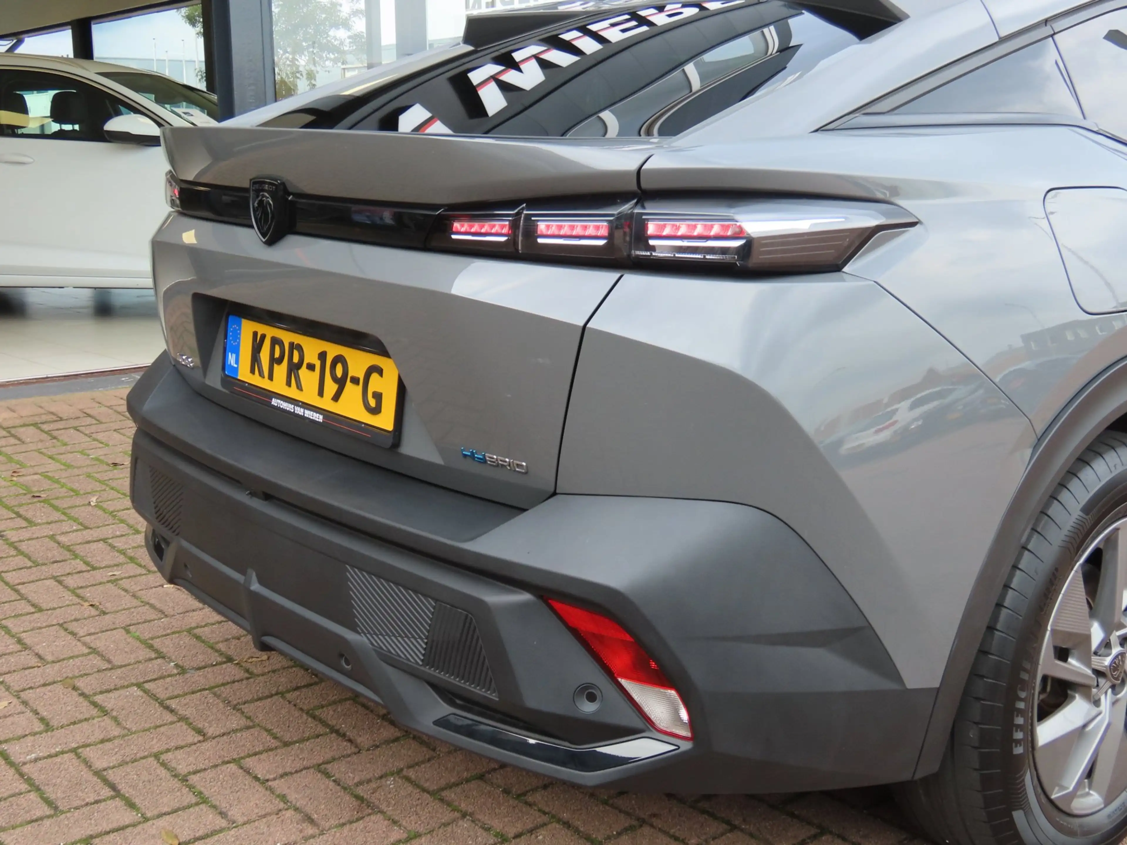 Peugeot 408 1.6 HYbrid 180 PK Allure Camera 360 Adap Cruise Wi — photo 6