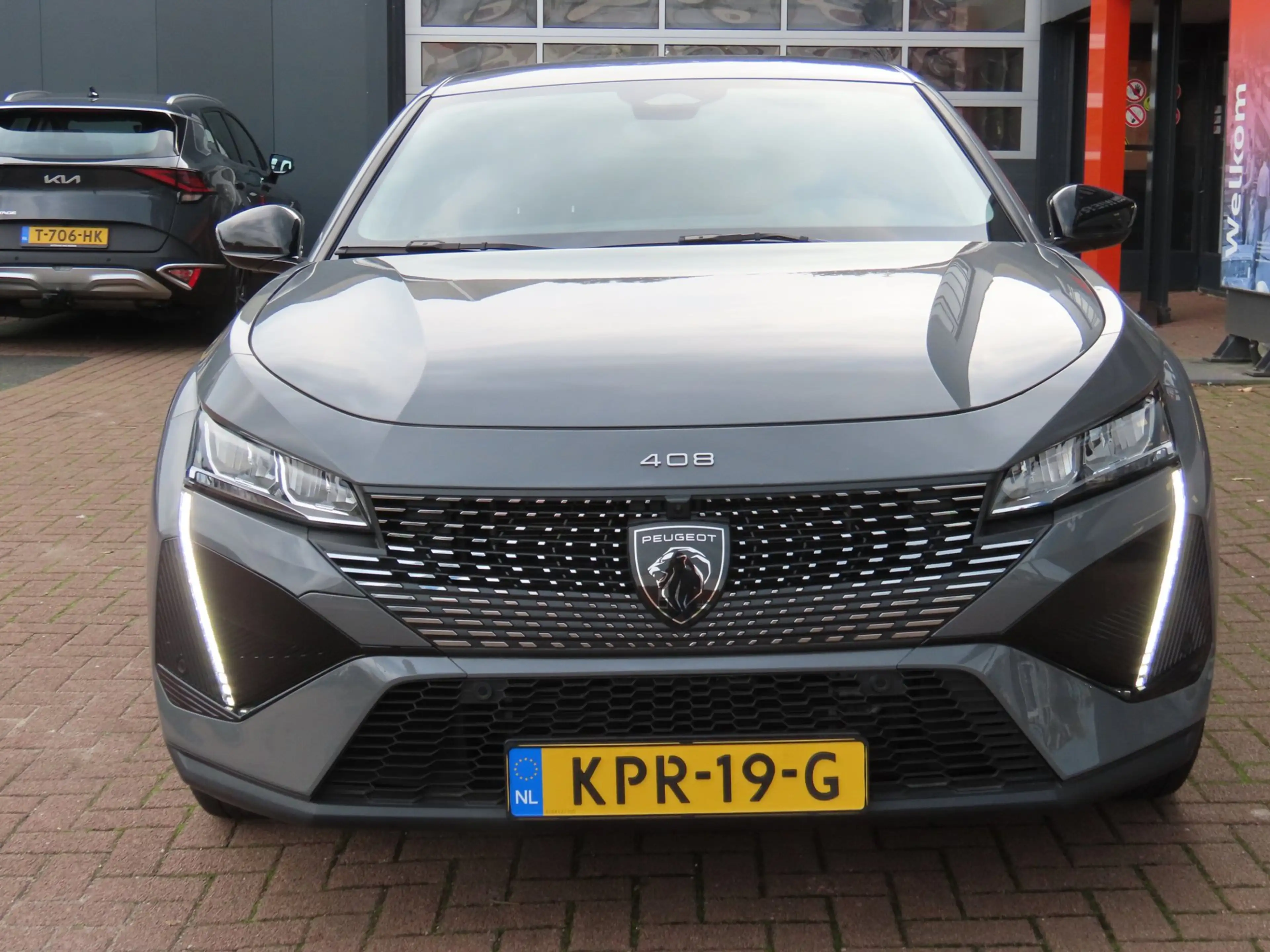 Peugeot 408 1.6 HYbrid 180 PK Allure Camera 360 Adap Cruise Wi — photo 3