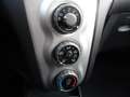 Toyota Yaris TOP Zust.* Klima * PDC * 8 f. Bereift * TÜV Neu Silber - thumbnail 14