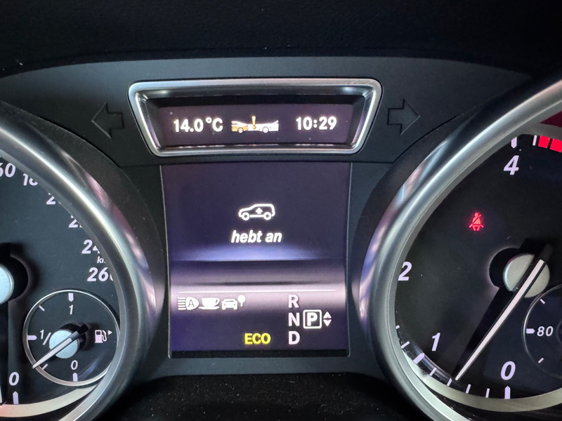 Mercedes-Benz ML 350 CDI AMG Paket Pano Airmatic ILS Comand 20 — photo 14