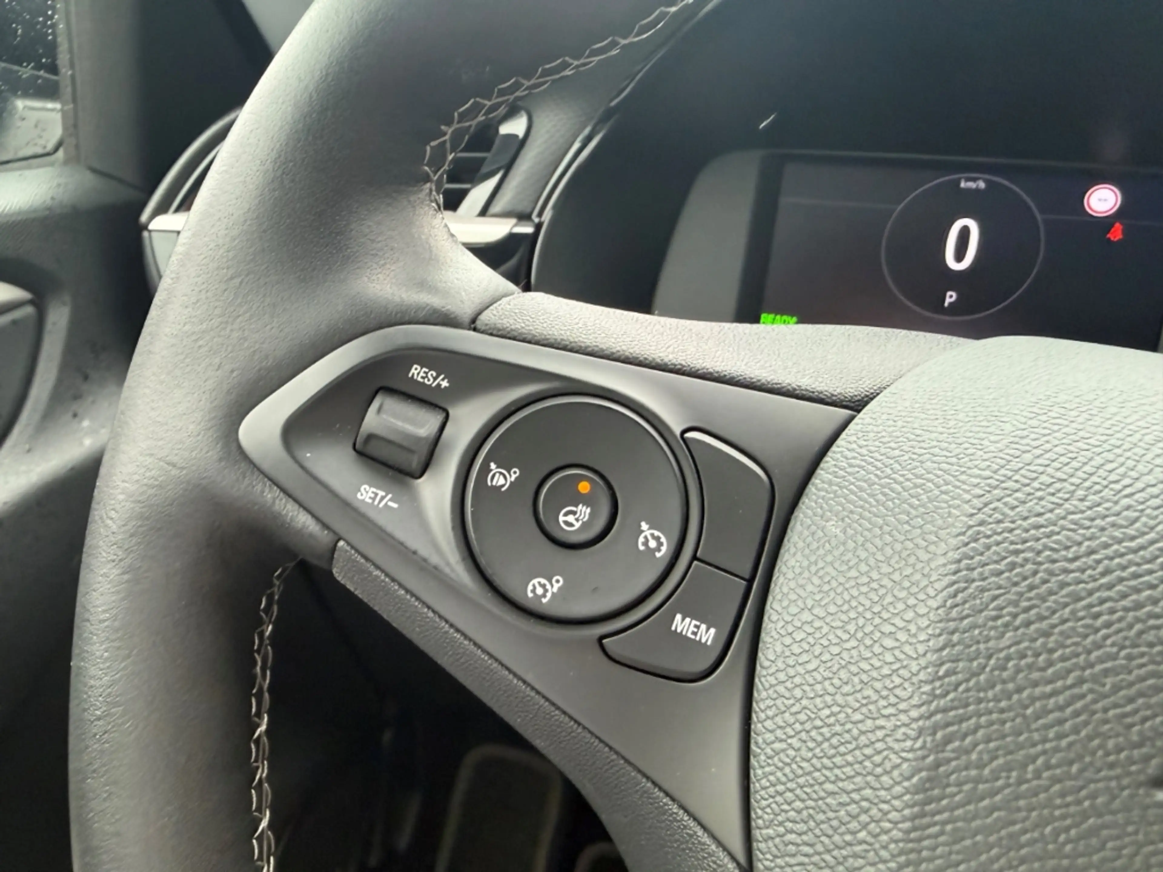 Opel Corsa-e F Edition SHZ+LHZ+Kamera+11KW Charger — photo 9