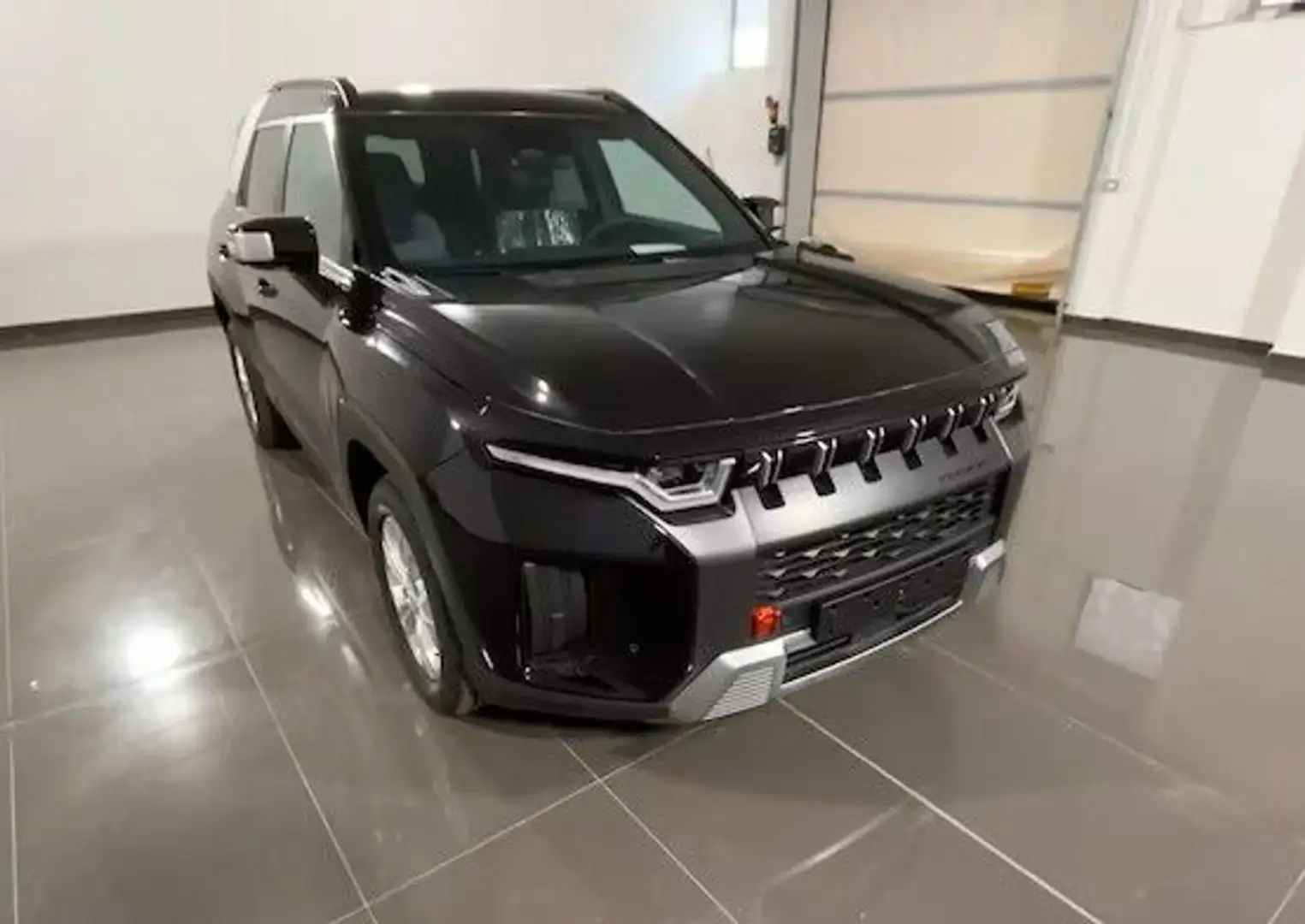 KGM Torres 1.5 Turbo GDI Road Zwart - 1