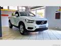 Volvo XC40 T2 Geartronic Momentum Core CERT*UNIPRO Bianco - thumbnail 1