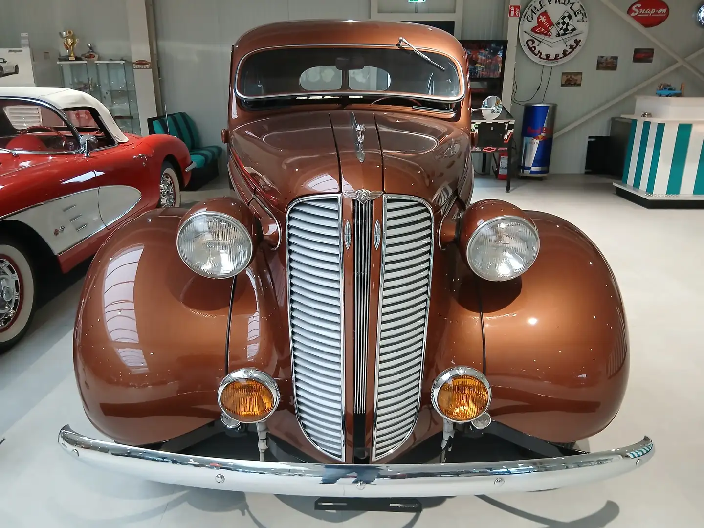 Dodge D5 TOURING SEDAN Marrón - 2