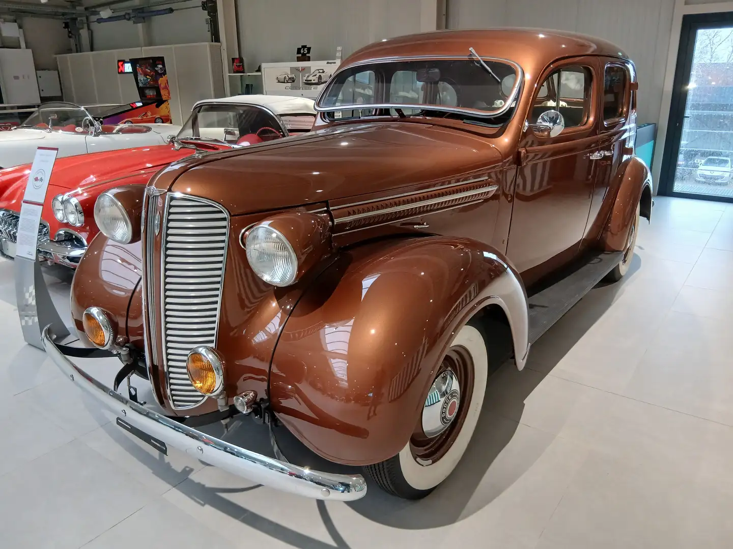 Dodge D5 TOURING SEDAN Marrón - 1
