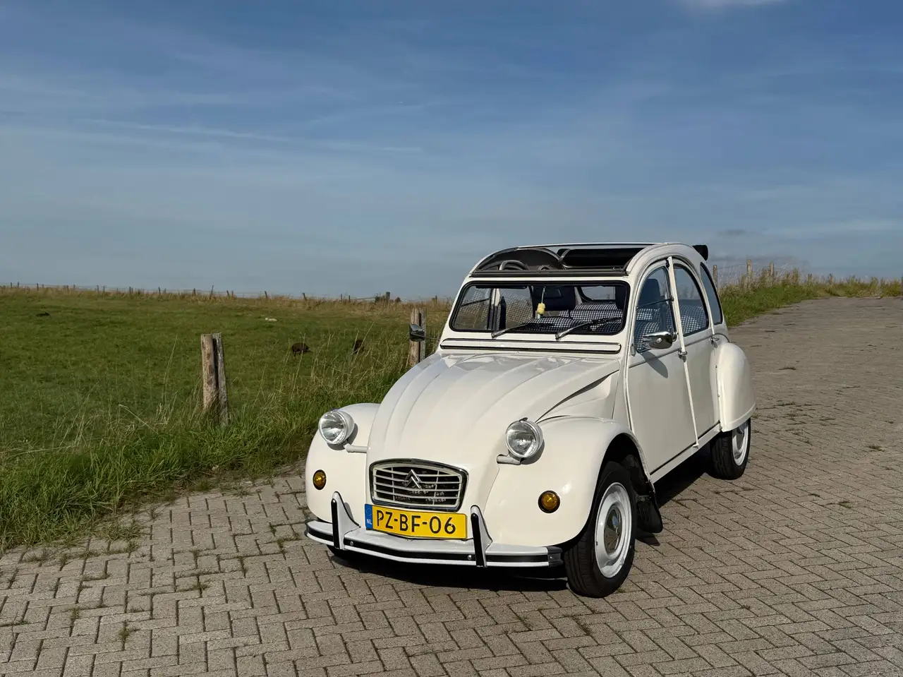 Citroen 2CV 2CV6 Special, foto 1