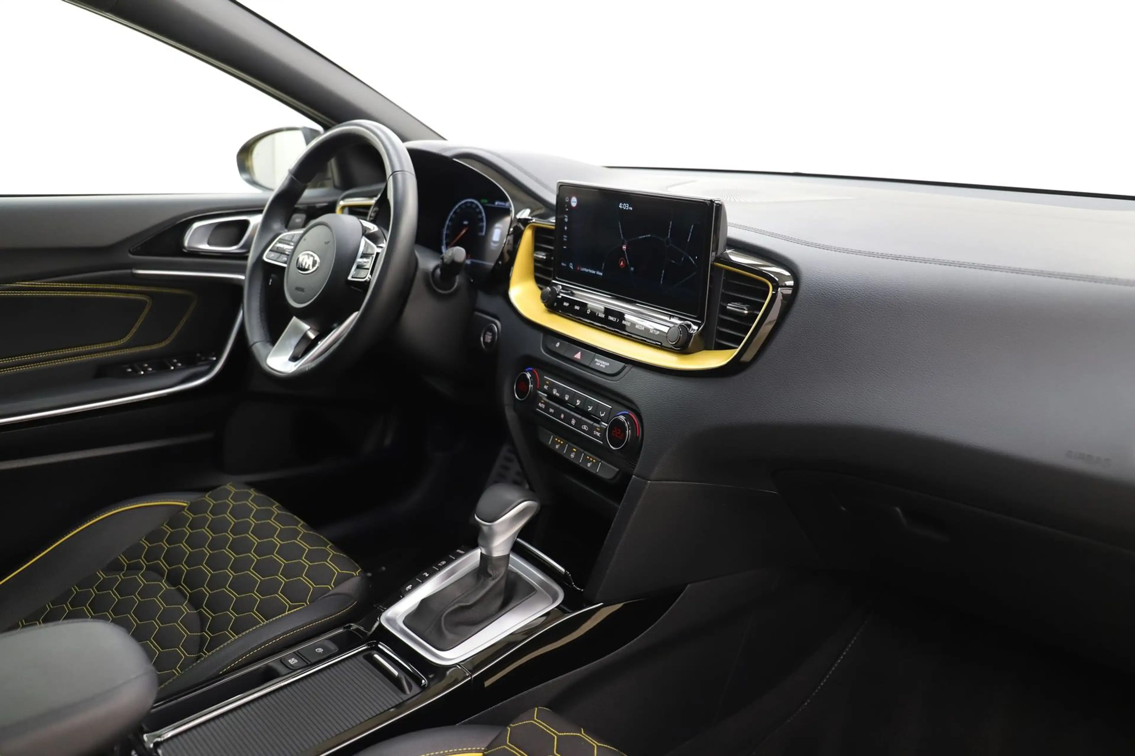 Kia XCeed 1.6TGDI 204PS 7DCT Xdition Pano JBL 1Hand — photo 14