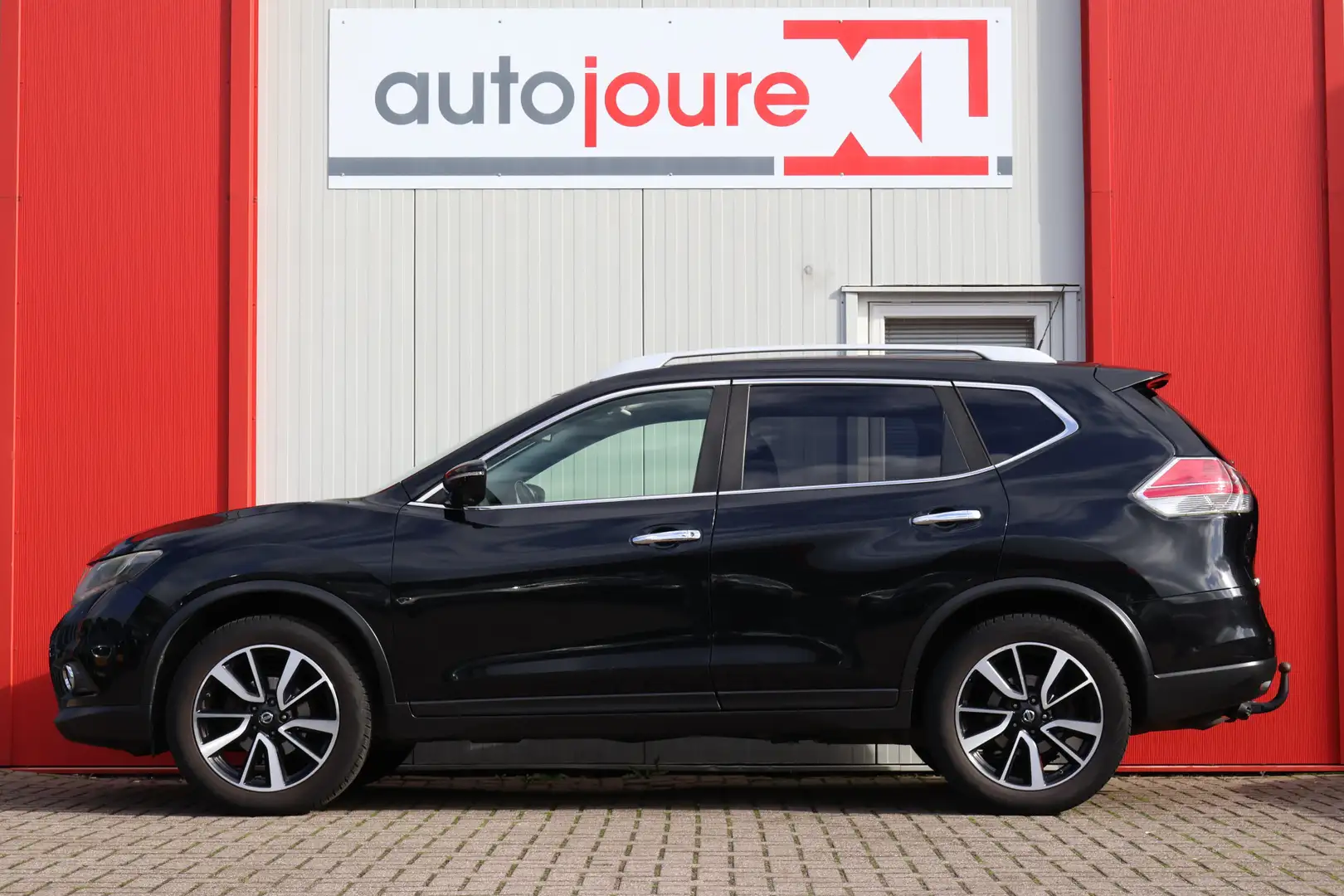 Nissan X-Trail 1.6 DIG-T Connect Edition | Origineel NL | 360° Ca Zwart - 2