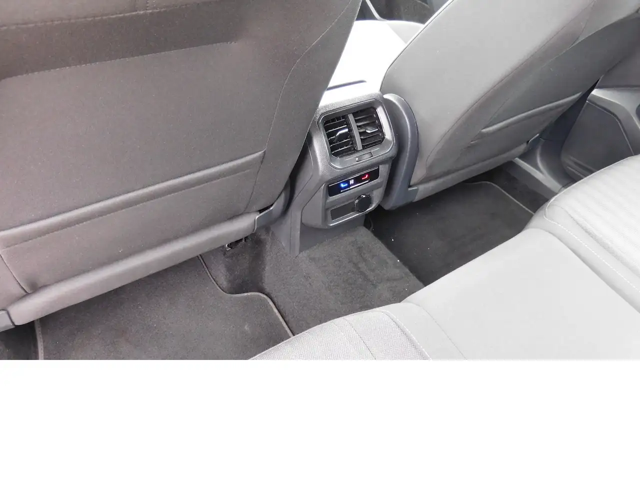 Volkswagen Tiguan Allspace 1.5 TSI Life 7 Sitze Navi DSG, миниатюра 10
