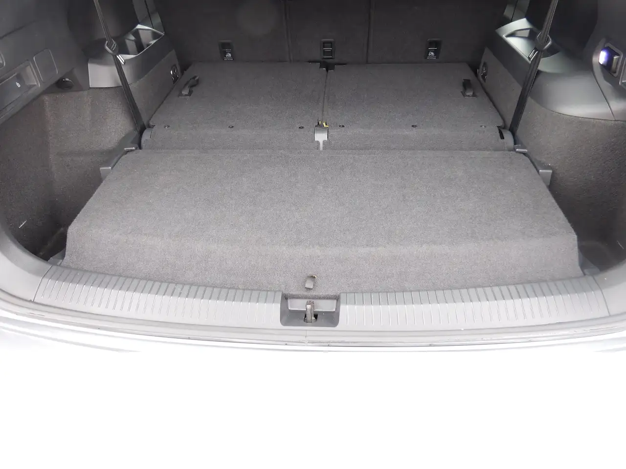 Volkswagen Tiguan Allspace 1.5 TSI Life 7 Sitze Navi DSG, миниатюра 20