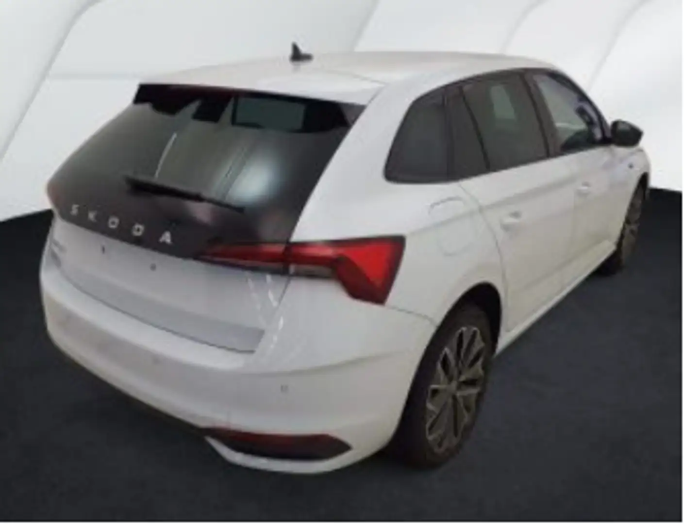 Skoda Scala Selection 1.0l TSI DSG*RFK AHK SHZ MATRIX* Weiß - 2