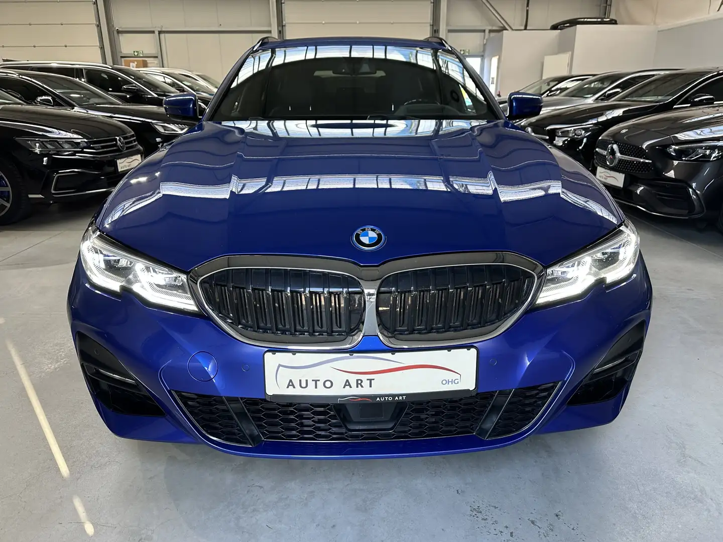 BMW 330 e M Sport ACC Laserlicht Navi Pano HUD Bleu - 2