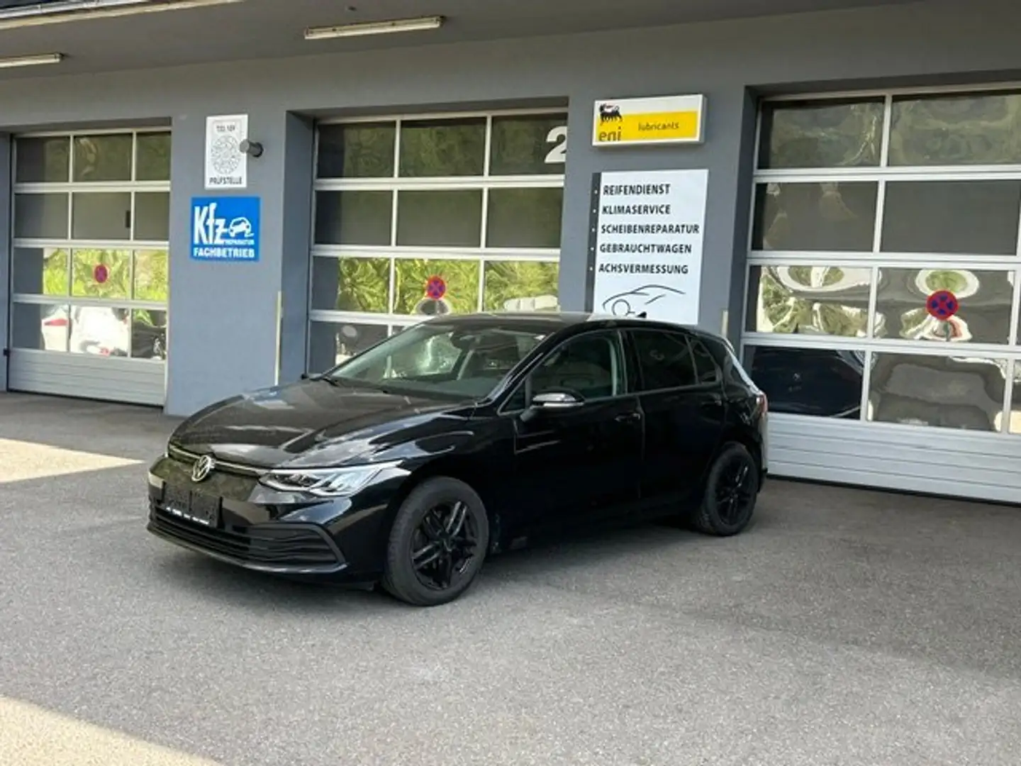 Volkswagen Golf Basis Schwarz - 2