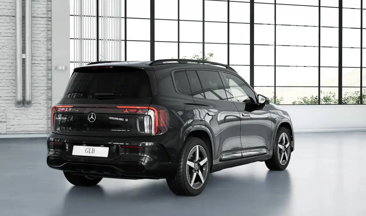 Mercedes-Benz GLB 2026