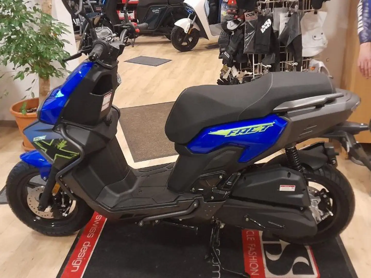 Keeway F-Act 125x Blau - 1