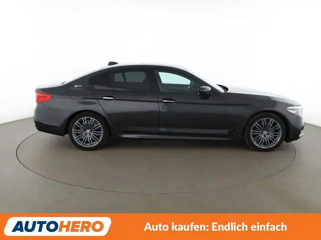 BMW 5 Series view 7