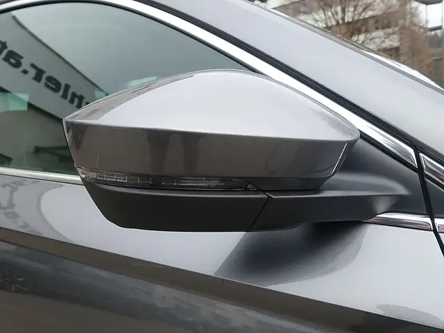 Skoda Karoq 2,0 TDI Selection DSG Ansicht 11