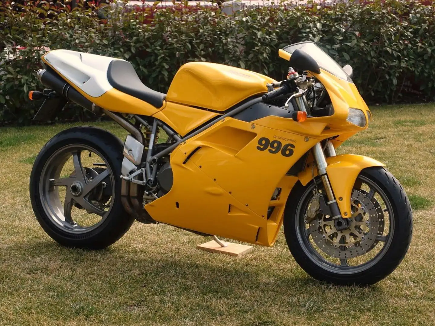 Ducati 996 TOP Geel - 2