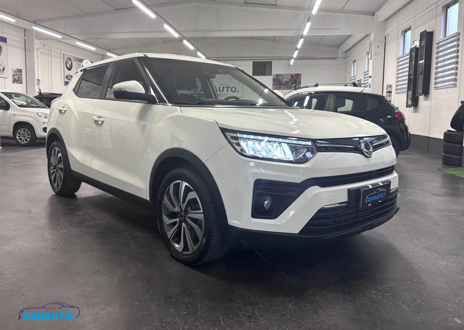 SsangYong Tivoli 1.6 Exclusive 2wd Blanco - 2